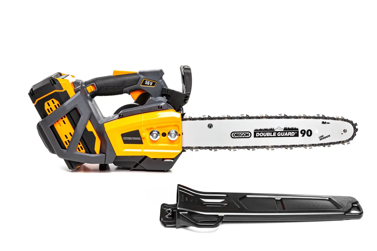 GTM Пила цепная акумCSTH56/1800BL KIT, 56 В, шина 35 см, лан, 3/8P, 1,1 мм, акум. 2,5А*ч + зарядное устройство — изображение 2
